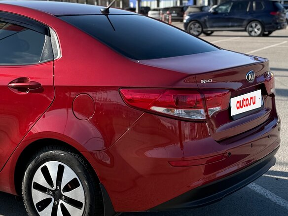 2016 Kia Rio III Рестайлинг, красный, 1099999 рублей - вид 3