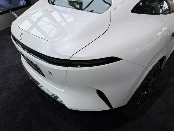 2025 Avatr 11 116 kWh I, белый - вид 16