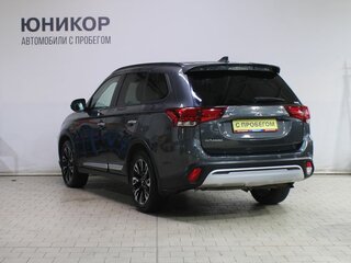 2021 Mitsubishi Outlander III Рестайлинг 3, серый, 2859000 рублей, вид 4