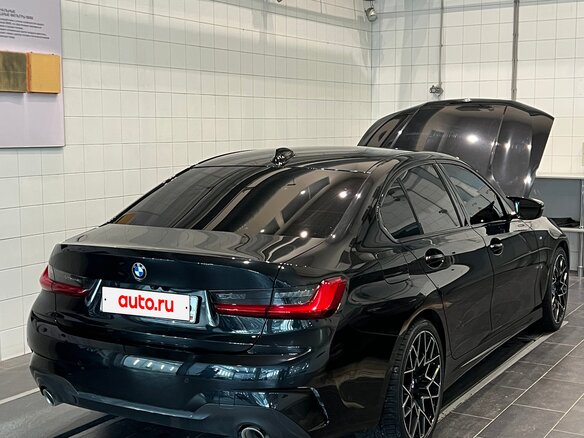 2020 BMW 3 серии 320d VII (G2x), чёрный, 3700000 рублей - вид 2