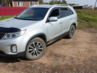 2014 Kia Sorento II Рестайлинг, серый, 1800000 рублей, вид 1
