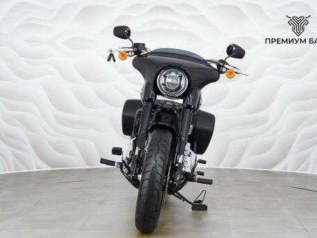 2017 Harley-Davidson Sport Glide, чёрный, 1477000 рублей, вид 4