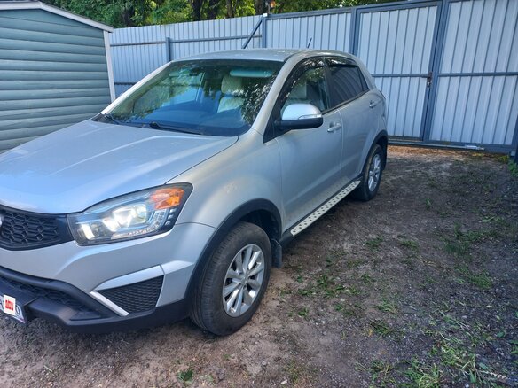 2013 SsangYong Actyon II, серебристый, 1100000 рублей