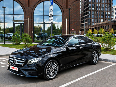 2019 Mercedes-Benz E-Класс 220 d V (W213, S213, C238), чёрный, вид 1