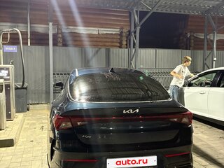 2021 Kia K5 III, синий, 2200000 рублей, вид 2