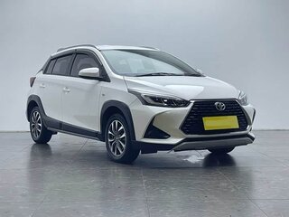 2023 Toyota Yaris Cross I, белый, 1535000 рублей, вид 2