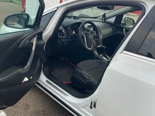 2011 Opel Astra J, белый, 750000 рублей, вид 5