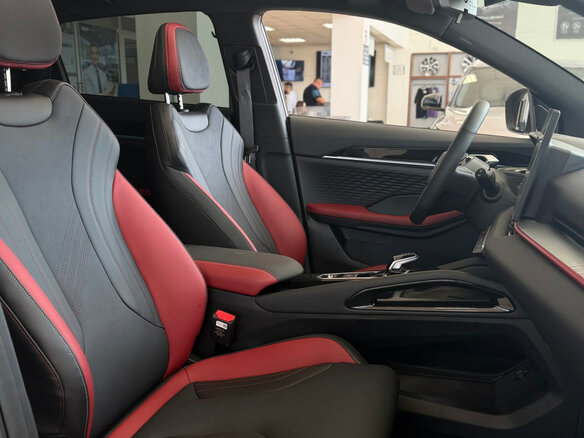 2026 Geely Coolray I Рестайлинг 2, фиолетовый - вид 11