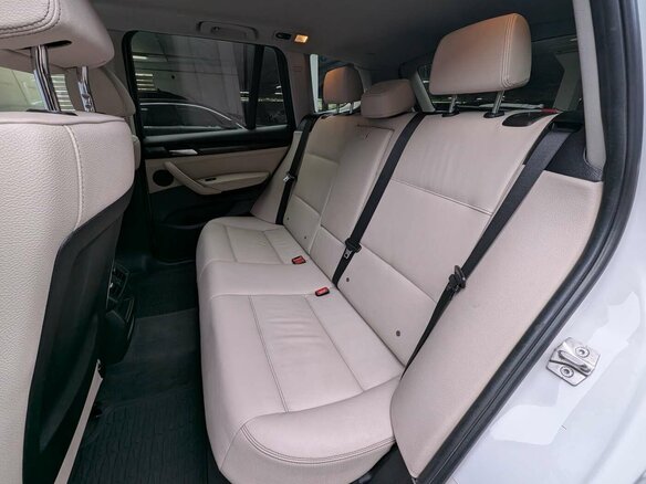 2012 BMW X3 28i xDrive II (F25), белый - вид 9