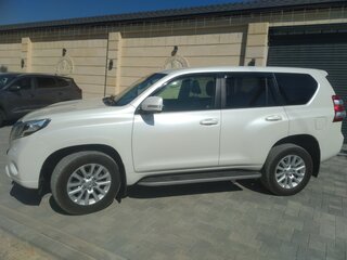 2016 Toyota Land Cruiser Prado 150 Series Рестайлинг 1, белый, 5000000 рублей, вид 5