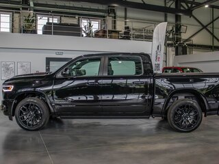 2026 Ram 1500 Crew Cab V Рестайлинг, чёрный, 9350000 рублей, вид 4