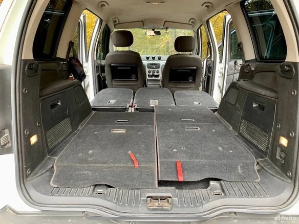 2011 Ford Galaxy II Рестайлинг, белый, 1000000 рублей - вид 13