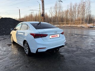 2017 Hyundai Solaris II, белый, 1150000 рублей, вид 3