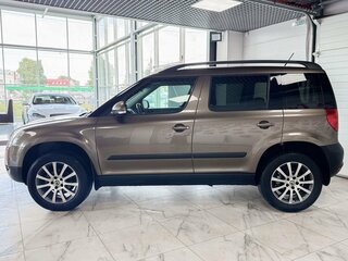 2011 Skoda Yeti I, коричневый, 609000 рублей, вид 3