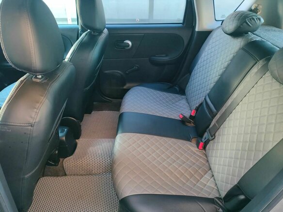 2011 Nissan Note I Рестайлинг, серебристый, 640000 рублей - вид 15
