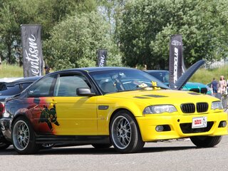 2000 BMW 3 серии 323i IV (E46), жёлтый, 840000 рублей, вид 3