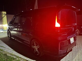 2018 Honda Stepwgn Spada V Рестайлинг, чёрный, 2330000 рублей, вид 2