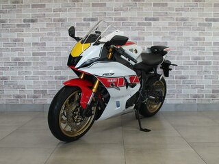2022 Yamaha YZF-R7, белый, 831000 рублей, вид 2