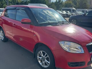 2009 Skoda Fabia II, красный, 200000 рублей, вид 2