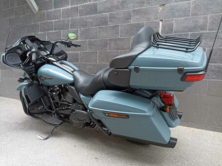 2024 Harley-Davidson Road Glide Limited, голубой, 2899000 рублей, вид 5