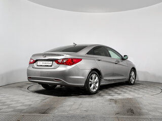 2011 Hyundai Sonata VI (YF), серый, 815000 рублей, вид 5