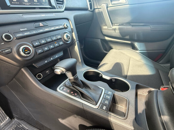 2019 Kia Sportage IV Рестайлинг, чёрный - вид 13