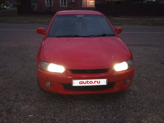 1998 Mitsubishi Mirage V, красный, 250000 рублей, вид 1