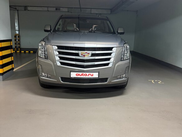 2018 Cadillac Escalade IV, бежевый, 4140000 рублей - вид 11