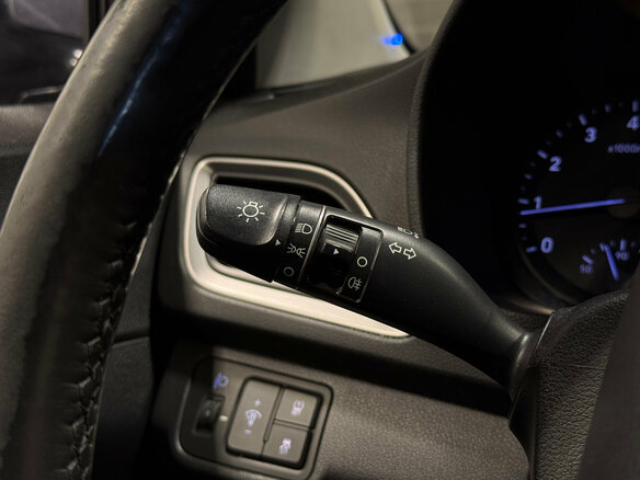 2017 Hyundai Solaris II, серый, 1070000 рублей - вид 17