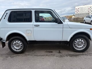 2014 Lada (ВАЗ) 2121 (4x4) I Рестайлинг, белый, 400000 рублей, вид 2