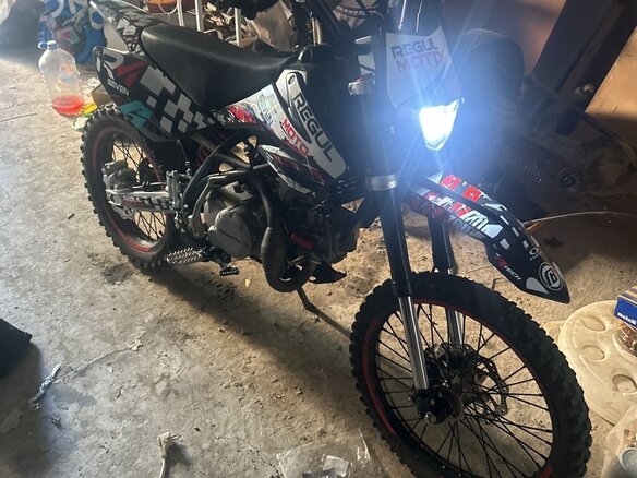 2023 Regulmoto Seven Medalist 150E, чёрный, 70000 рублей