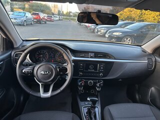 2021 Kia Rio IV Рестайлинг, белый, 1050000 рублей, вид 5