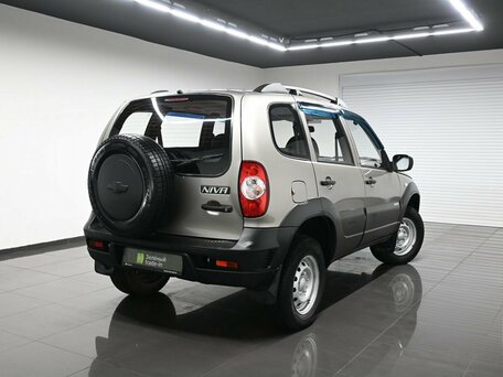 2011 Chevrolet Niva I Рестайлинг, серый, 670000 рублей, вид 2