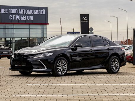 2021 Toyota Camry VIII (XV70) Рестайлинг, чёрный, 2545000 рублей, вид 1