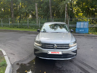 2022 Volkswagen Tiguan II Рестайлинг, серый, 3150000 рублей, вид 1