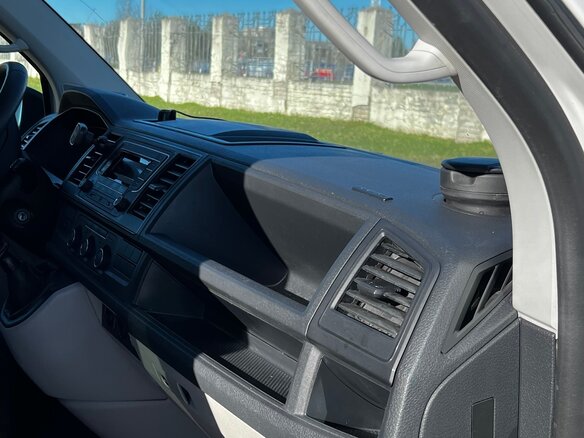 2017 Volkswagen Transporter, белый, 2520000 рублей - вид 11