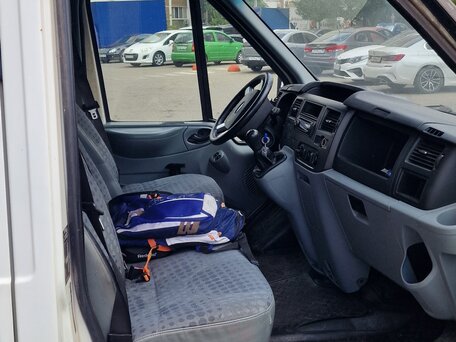 2010 Ford Transit, белый, 700000 рублей, вид 5