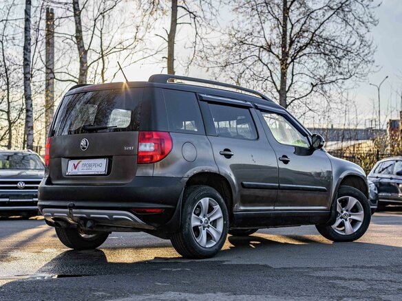 2012 Skoda Yeti I, коричневый - вид 1