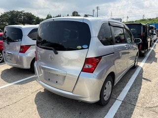 2010 Honda Freed I, серебристый, 648008 рублей, вид 4