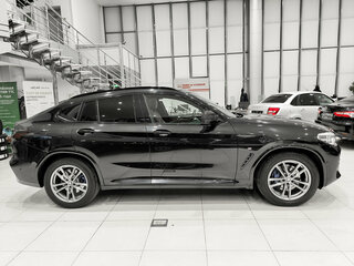 2019 BMW X4 20d II (G02), чёрный, 3950000 рублей, вид 4