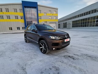 2011 Volkswagen Touareg II, коричневый, 2290000 рублей, вид 1
