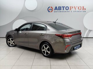 2019 Kia Rio IV, коричневый, 1331000 рублей, вид 2