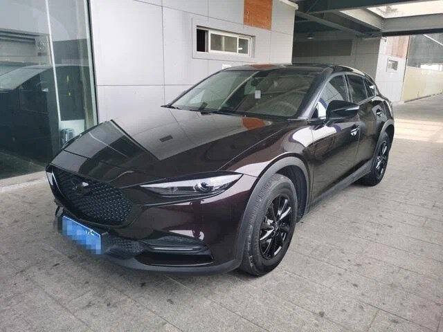 Открыть фотографии: Mazda CX-4 I Рестайлинг