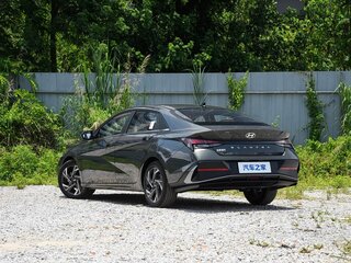 2026 Hyundai Elantra VII (CN7) Рестайлинг, серебристый, 1720000 рублей, вид 5