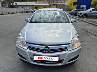 2012 Opel Astra H Рестайлинг, серебристый, 595000 рублей, вид 1