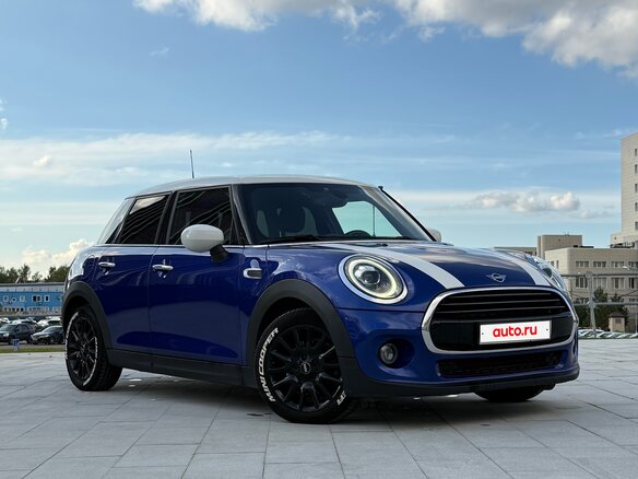 2019 Mini Hatch Cooper III (F55/F56) Рестайлинг, синий - вид 12