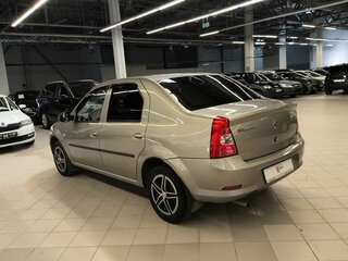 2013 Renault Logan I Рестайлинг, бежевый, 669000 рублей, вид 4