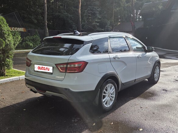 2021 Lada (ВАЗ) Vesta SW Cross I, белый, 1200000 рублей - вид 4
