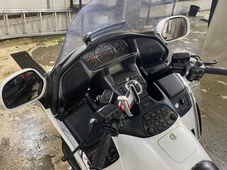 2010 Honda GL 1800 Gold Wing, белый, 1200000 рублей, вид 1