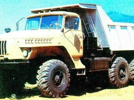 2002 Урал 5557, бежевый, 1400000 рублей, вид 1